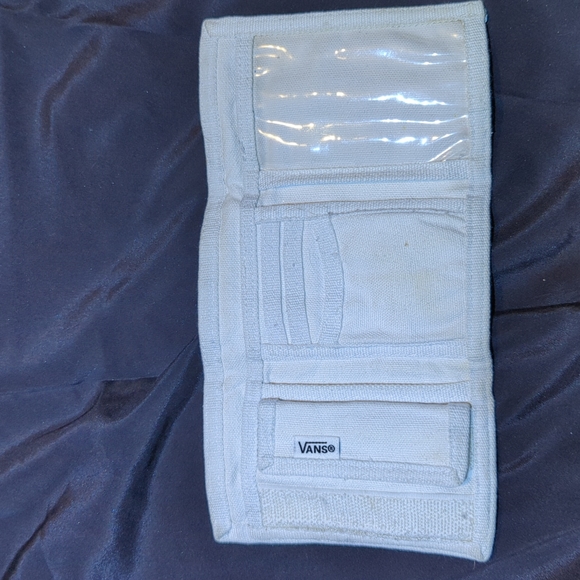 Kids Classic White Vans with Checkered Wallet - Picture 8 of 10